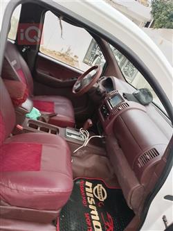 نیسان نەڤارا